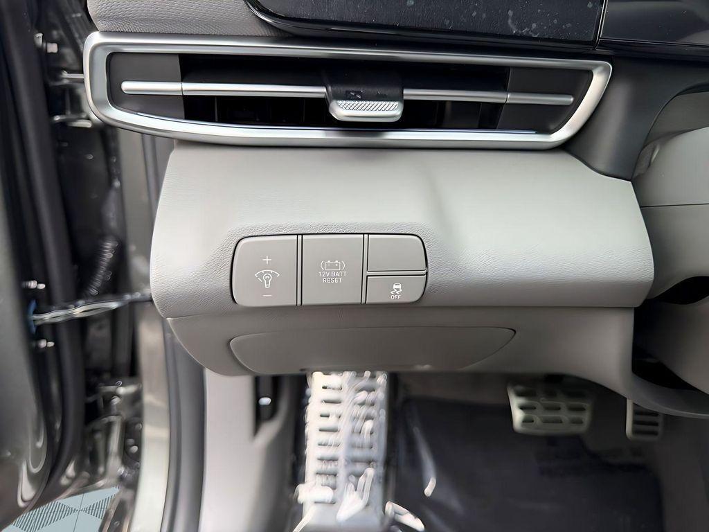 new 2026 Hyundai ELANTRA HEV car, priced at $27,807