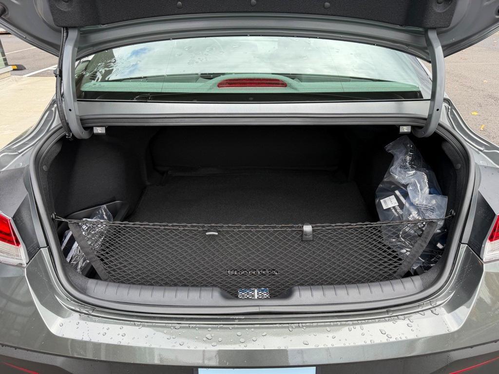 new 2026 Hyundai ELANTRA HEV car, priced at $28,057