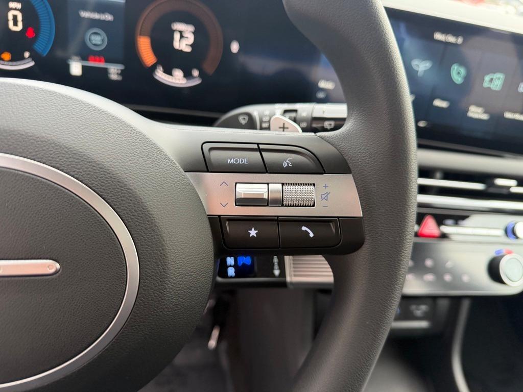 new 2026 Hyundai TUCSON Hybrid car, priced at $34,412