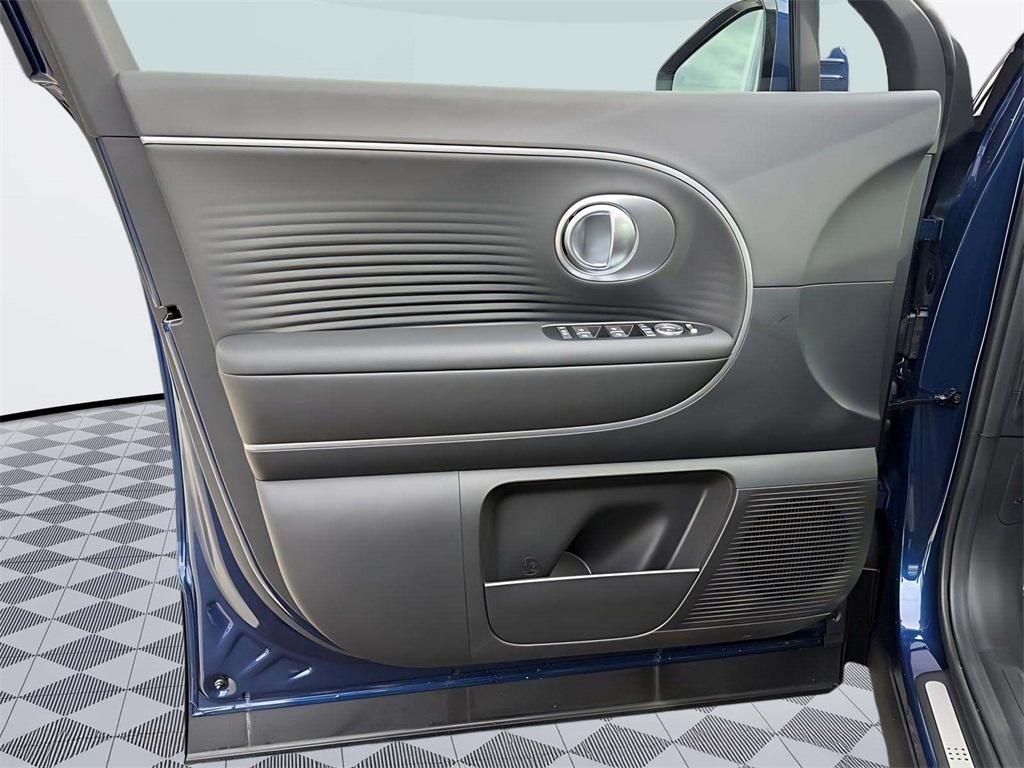 new 2026 Hyundai IONIQ 9 car, priced at $57,920