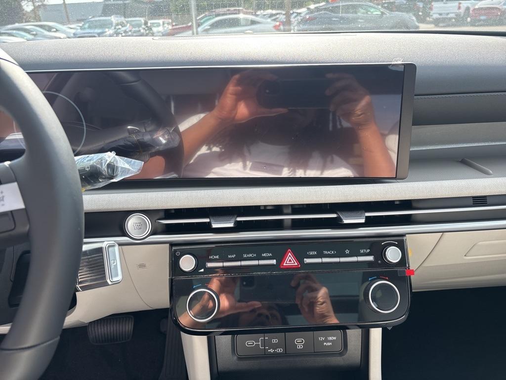 new 2025 Hyundai TUCSON Hybrid car, priced at $36,340