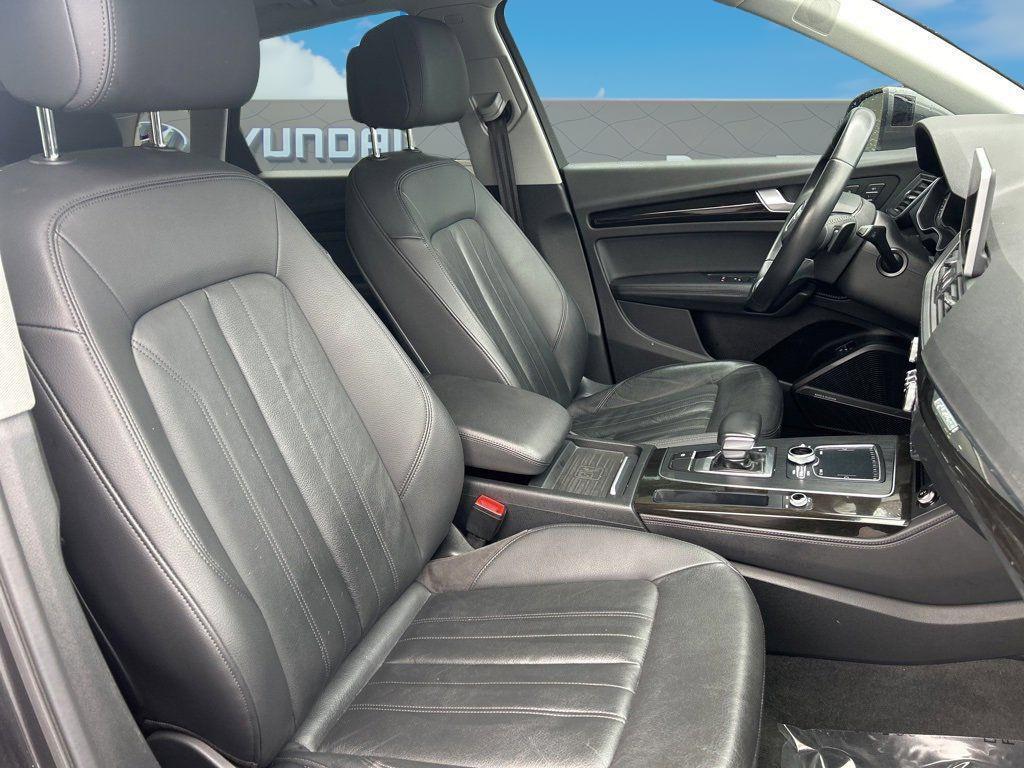 used 2020 Audi Q5 e car, priced at $20,788