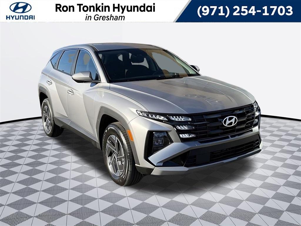 new 2026 Hyundai TUCSON Hybrid car, priced at $31,236