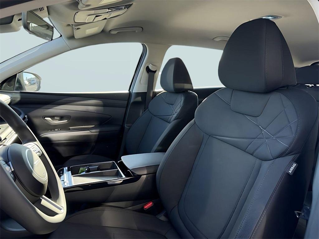 new 2026 Hyundai TUCSON Hybrid car, priced at $31,236
