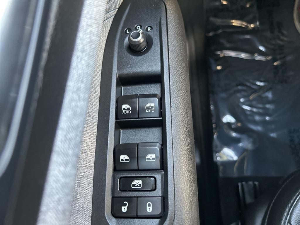 used 2024 Jeep Compass car, priced at $18,999