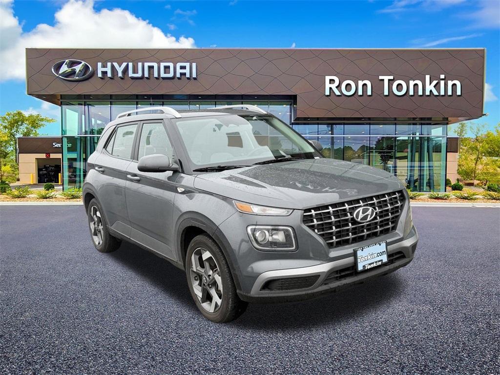used 2025 Hyundai Venue car, priced at $21,450