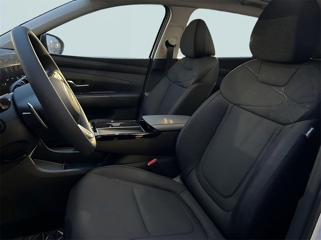 new 2026 Hyundai TUCSON Hybrid car, priced at $31,967