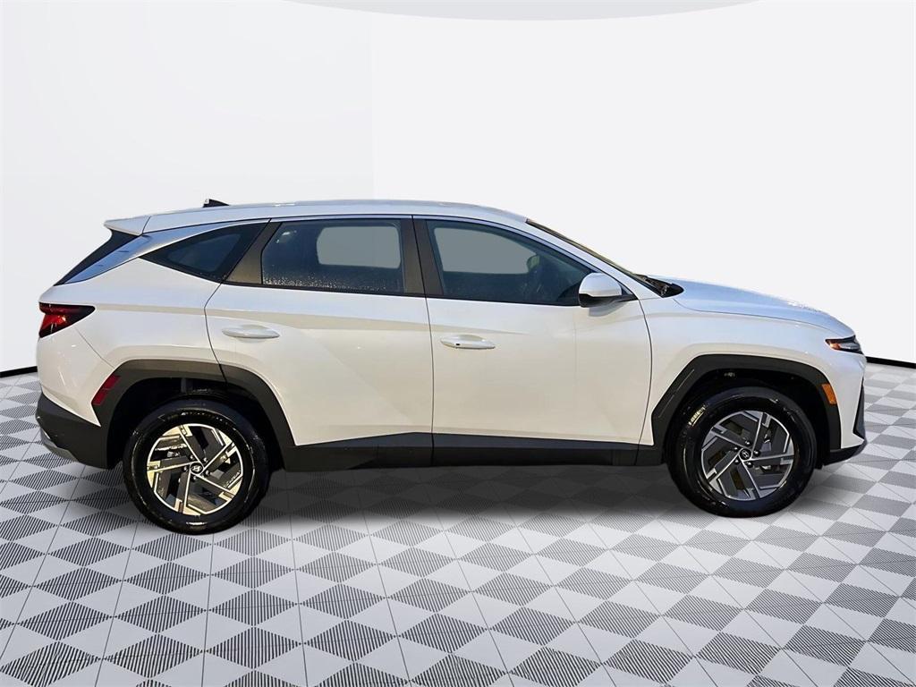 new 2026 Hyundai TUCSON Hybrid car, priced at $31,967
