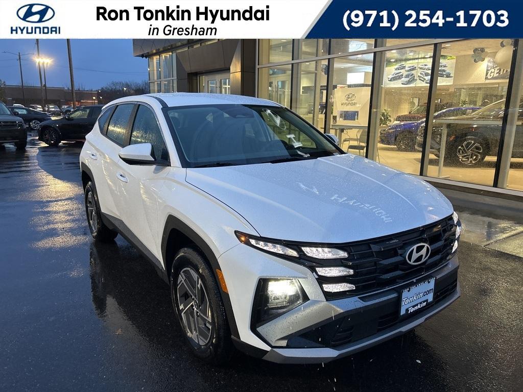 new 2026 Hyundai TUCSON Hybrid car, priced at $33,467