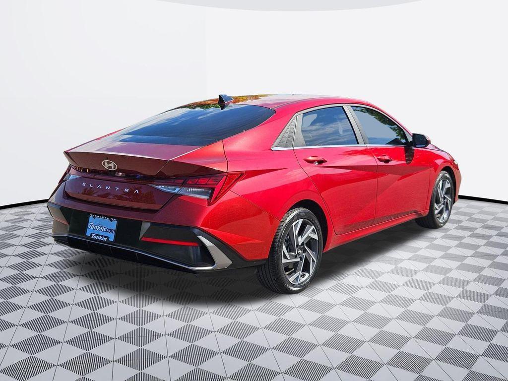 used 2024 Hyundai Elantra car, priced at $21,095