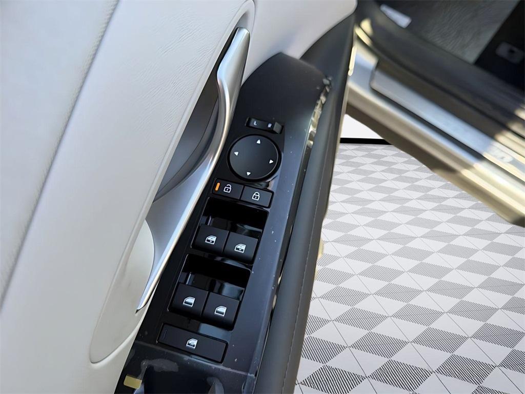 new 2026 Hyundai TUCSON Hybrid car, priced at $40,578