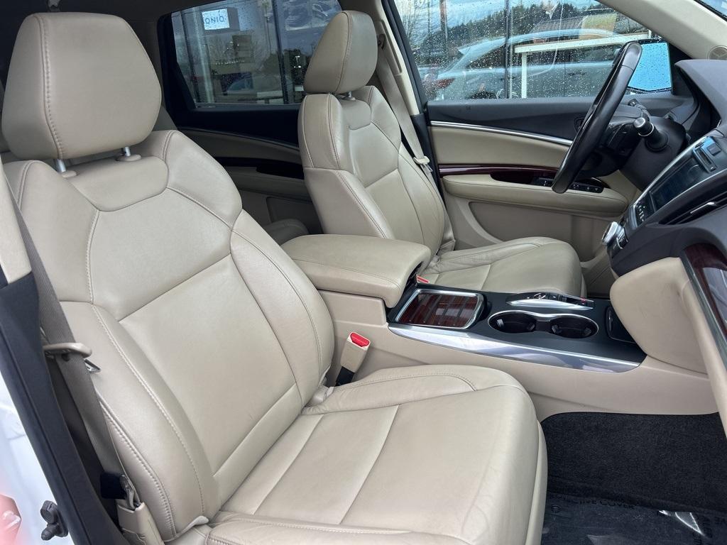 used 2016 Acura MDX car, priced at $13,129