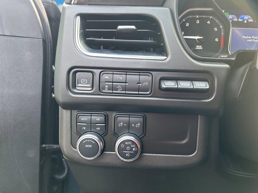 used 2021 GMC Yukon car, priced at $50,488