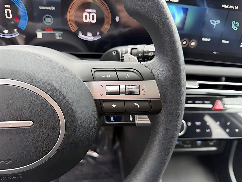 new 2026 Hyundai TUCSON Hybrid car, priced at $32,044