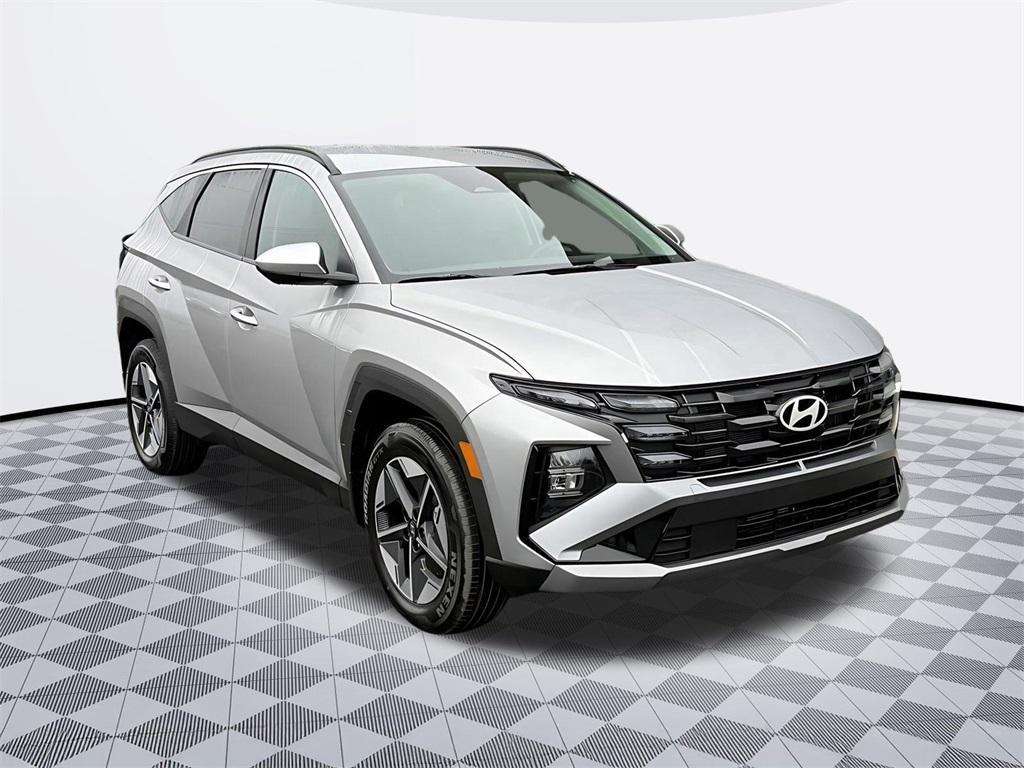 new 2026 Hyundai TUCSON Hybrid car, priced at $32,044
