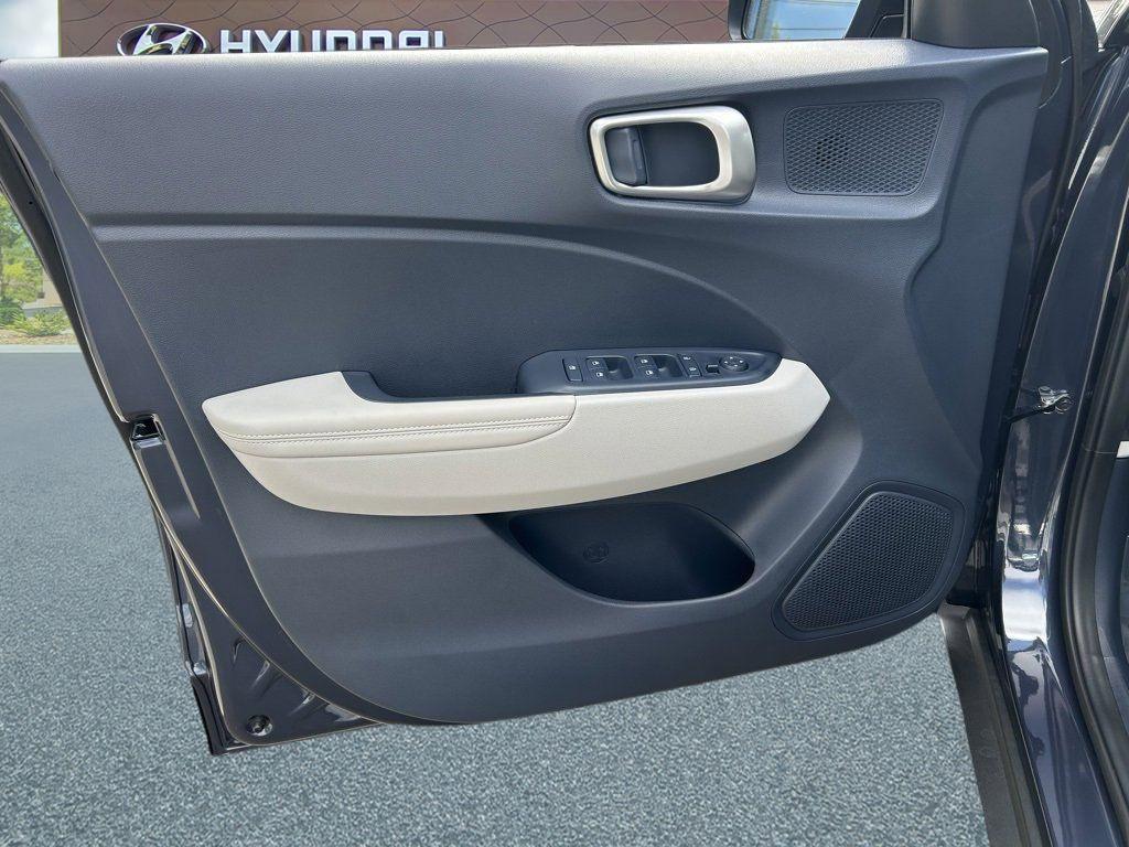 new 2025 Hyundai Venue car, priced at $22,540