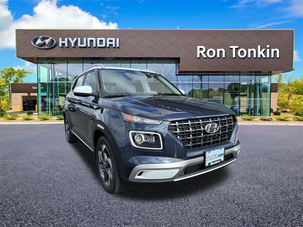 new 2025 Hyundai Venue car, priced at $22,540