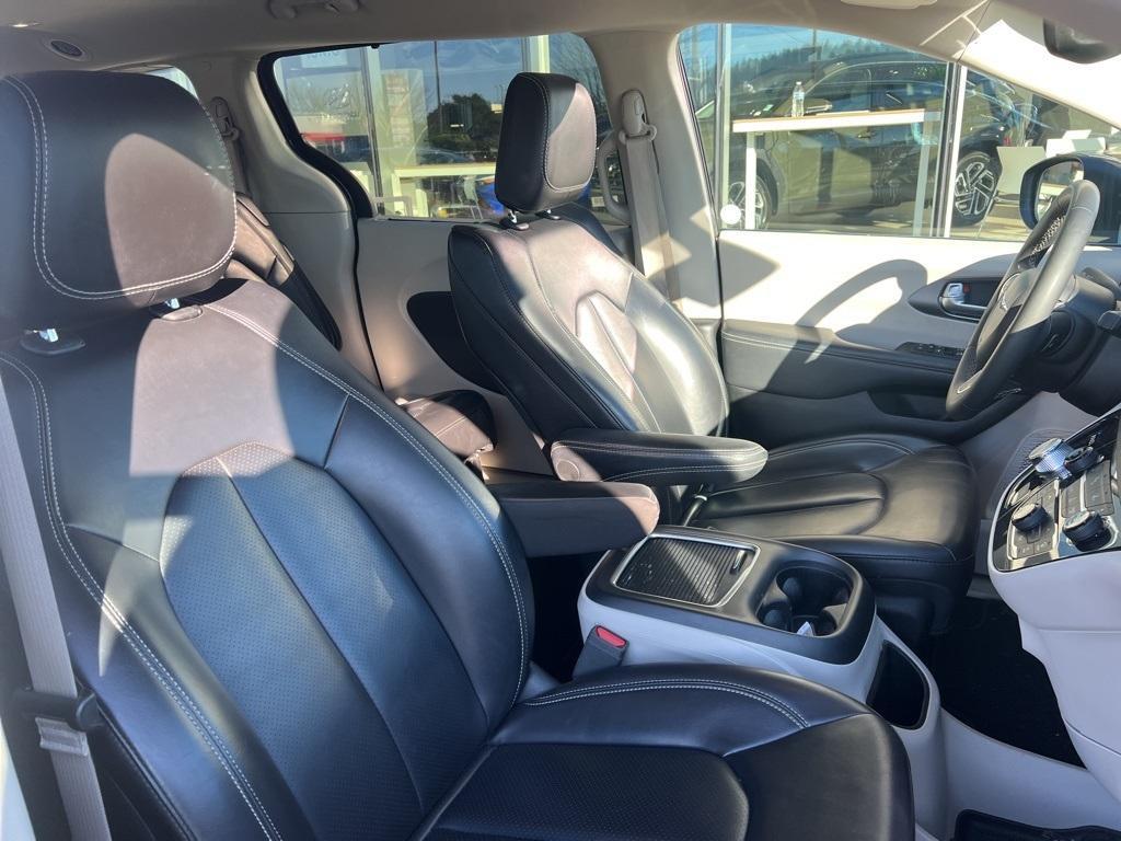 used 2023 Chrysler Pacifica car, priced at $23,995