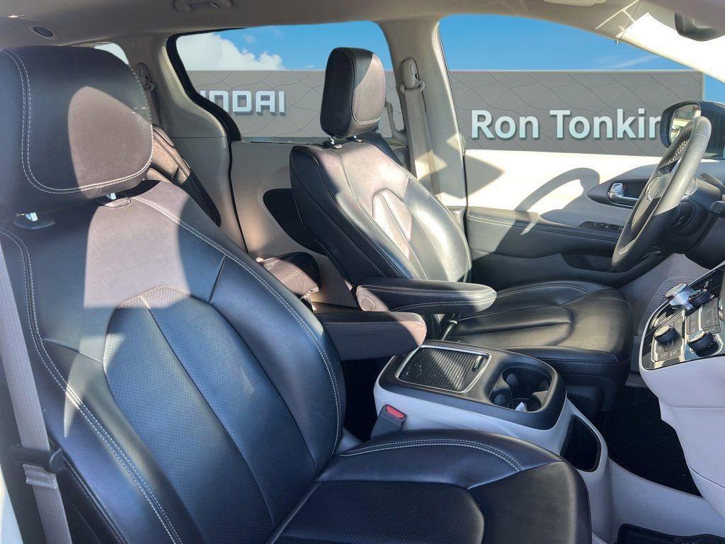 used 2023 Chrysler Pacifica car, priced at $22,888