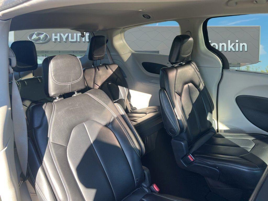 used 2023 Chrysler Pacifica car, priced at $22,888