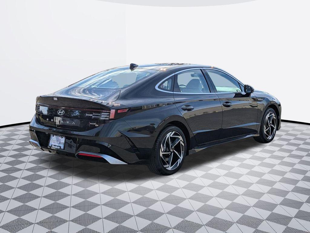 new 2026 Hyundai Sonata car, priced at $28,961
