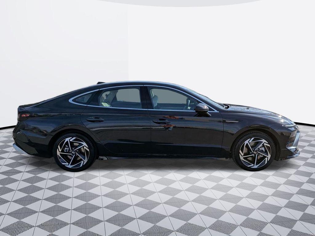 new 2026 Hyundai Sonata car, priced at $28,961