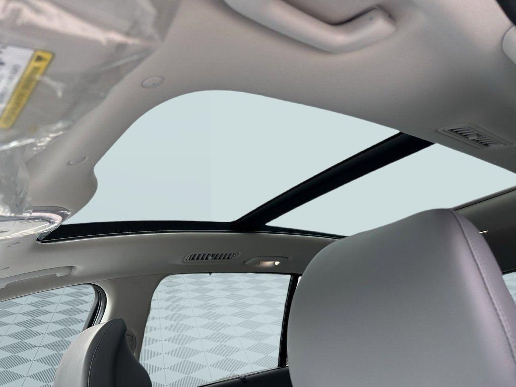 new 2026 Hyundai IONIQ 9 car, priced at $62,850