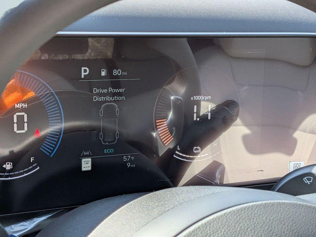 new 2026 Hyundai TUCSON Hybrid car, priced at $33,393