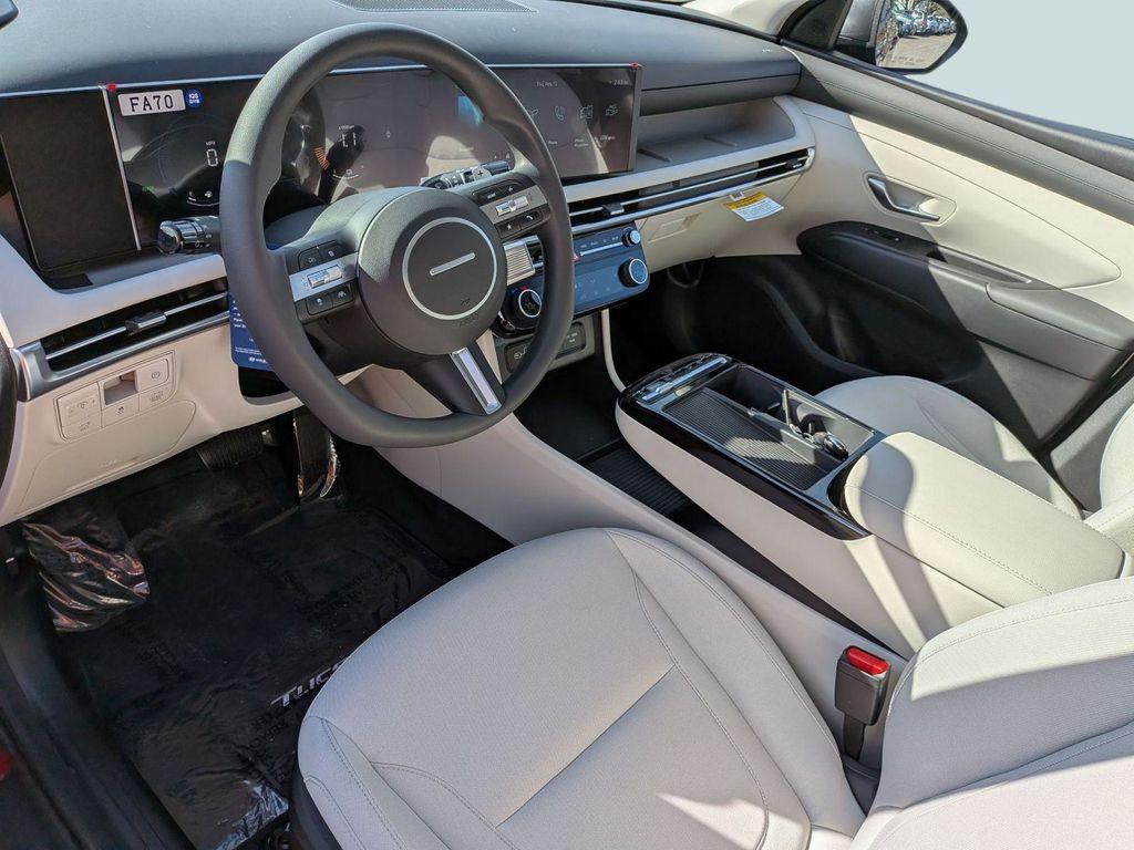 new 2026 Hyundai TUCSON Hybrid car, priced at $33,393