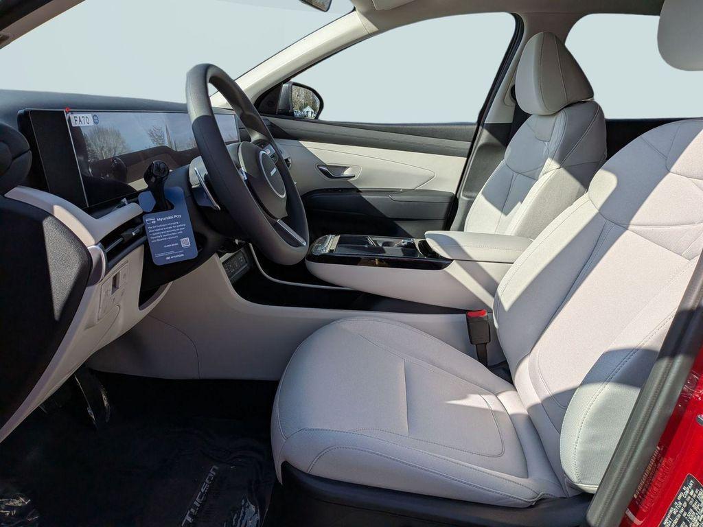 new 2026 Hyundai TUCSON Hybrid car, priced at $33,393