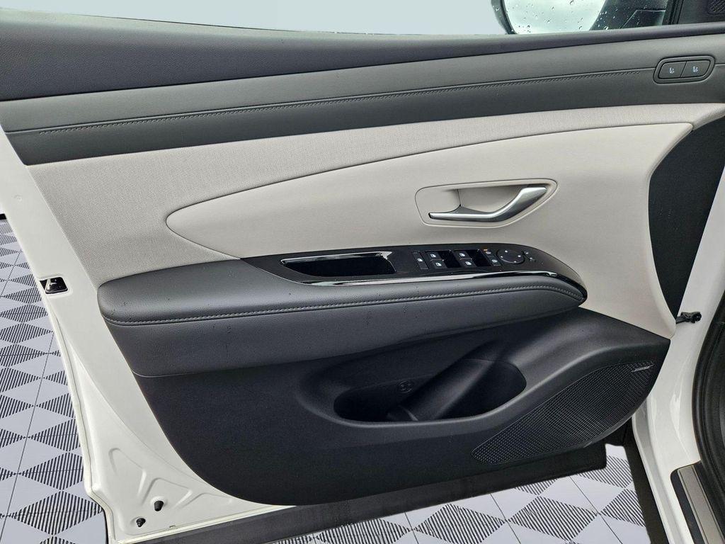 new 2026 Hyundai TUCSON Hybrid car, priced at $41,439