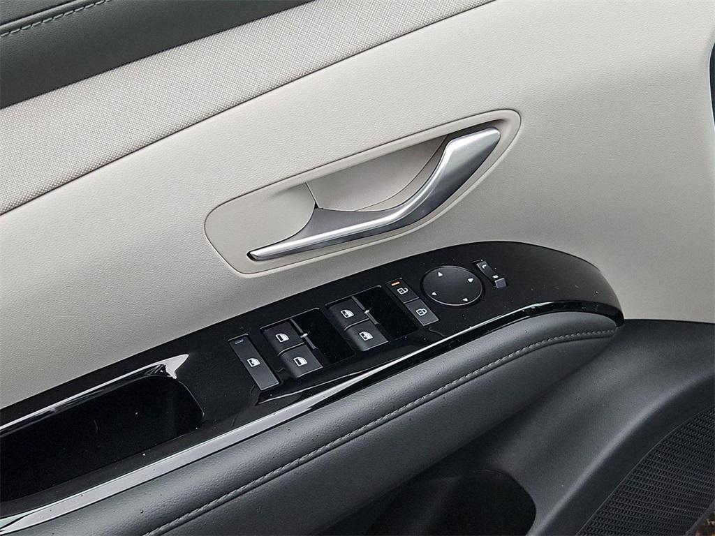 new 2026 Hyundai TUCSON Hybrid car, priced at $40,514