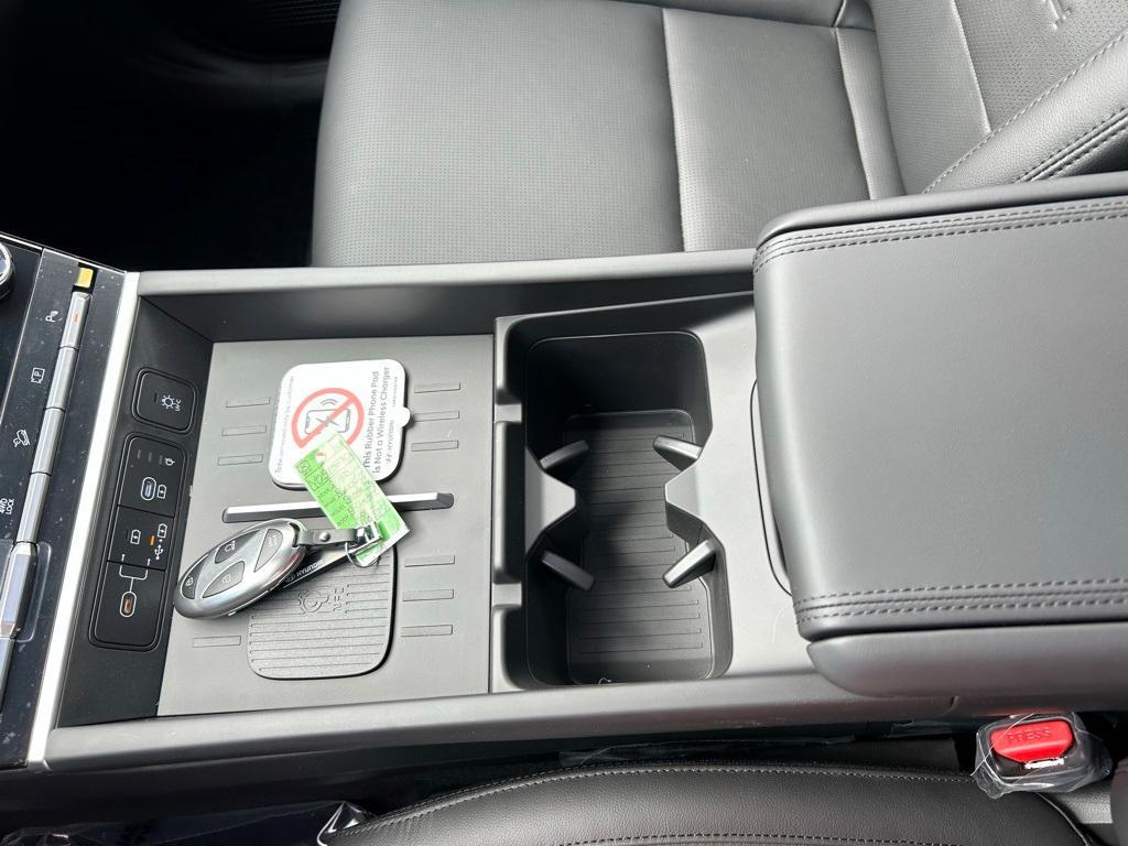 new 2025 Hyundai SANTA FE HEV car, priced at $39,944