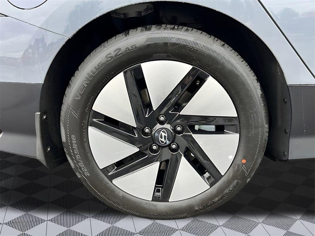 new 2025 Hyundai IONIQ 6 car, priced at $37,485