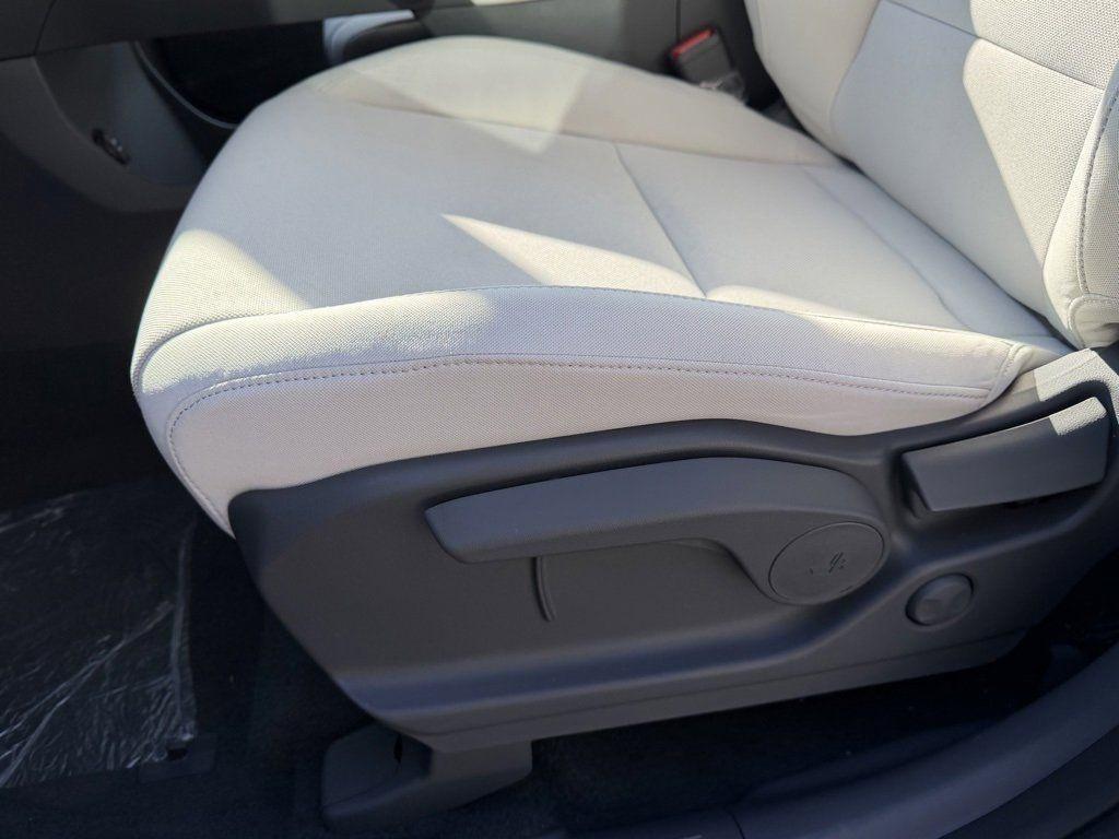 new 2026 Hyundai SANTA FE HEV car, priced at $35,395