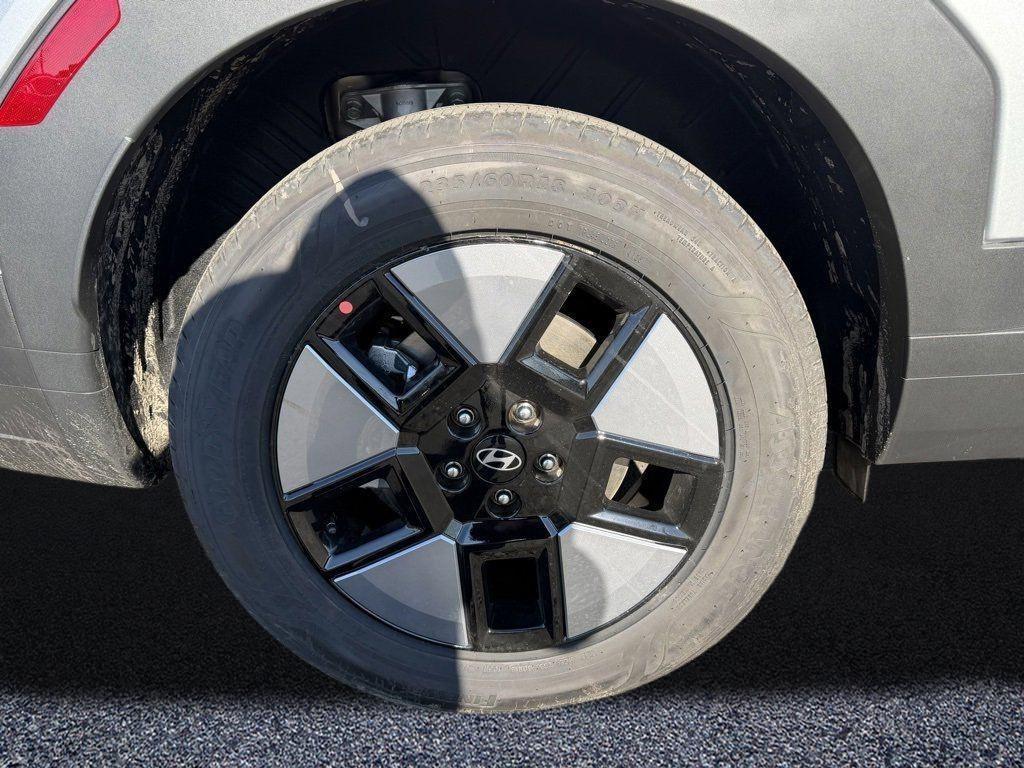 new 2026 Hyundai SANTA FE HEV car, priced at $35,395