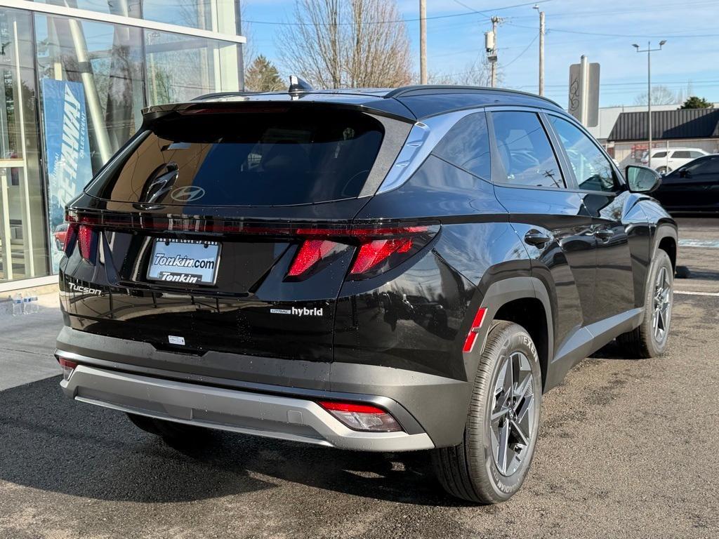 new 2026 Hyundai TUCSON Hybrid car, priced at $34,106