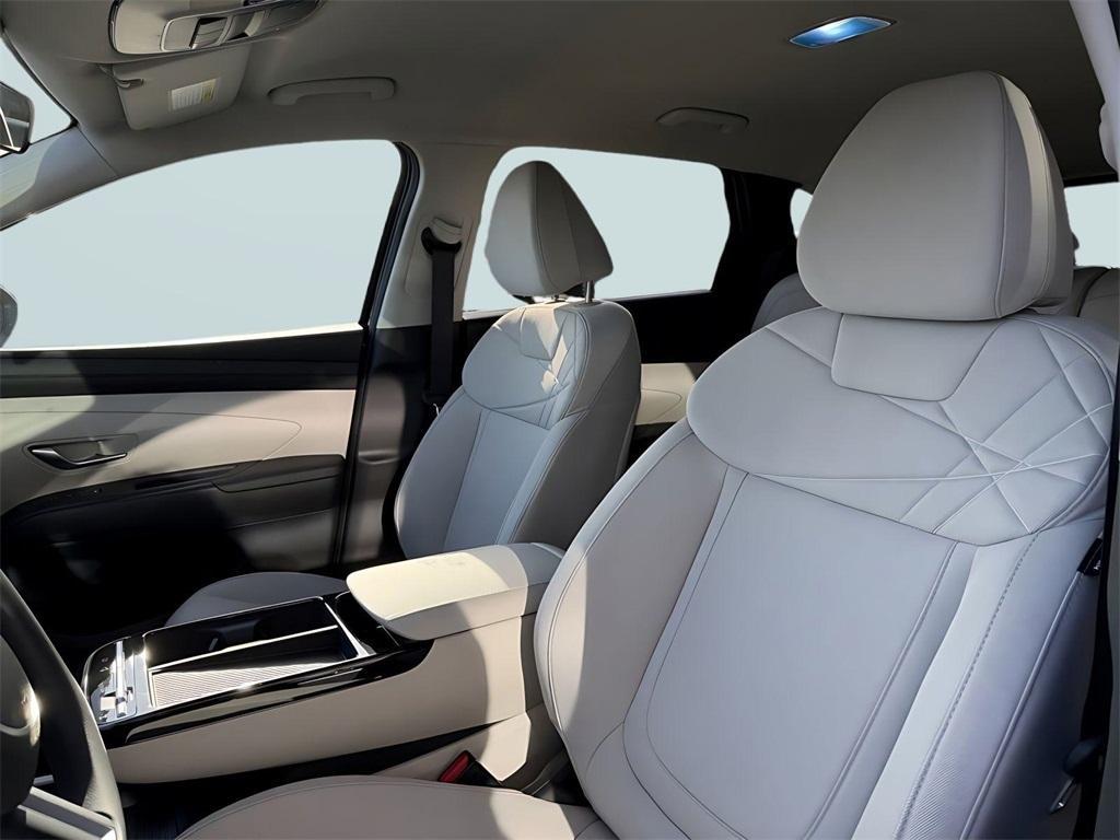 new 2026 Hyundai TUCSON Hybrid car, priced at $32,606