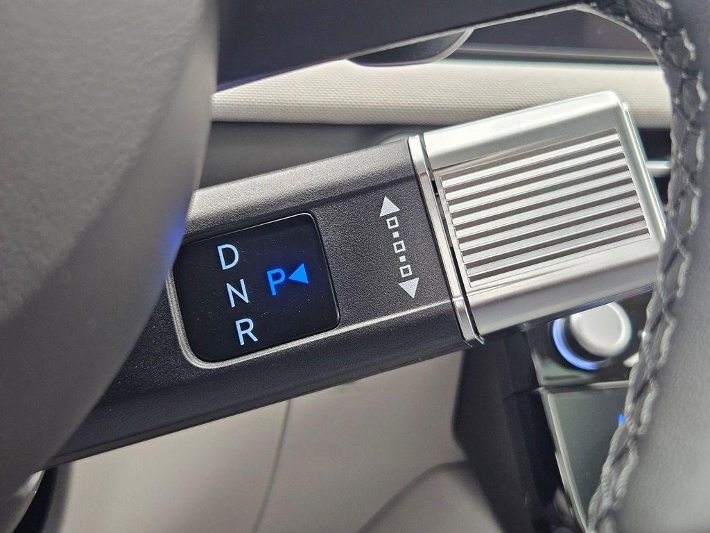 new 2026 Hyundai TUCSON Hybrid car, priced at $41,247