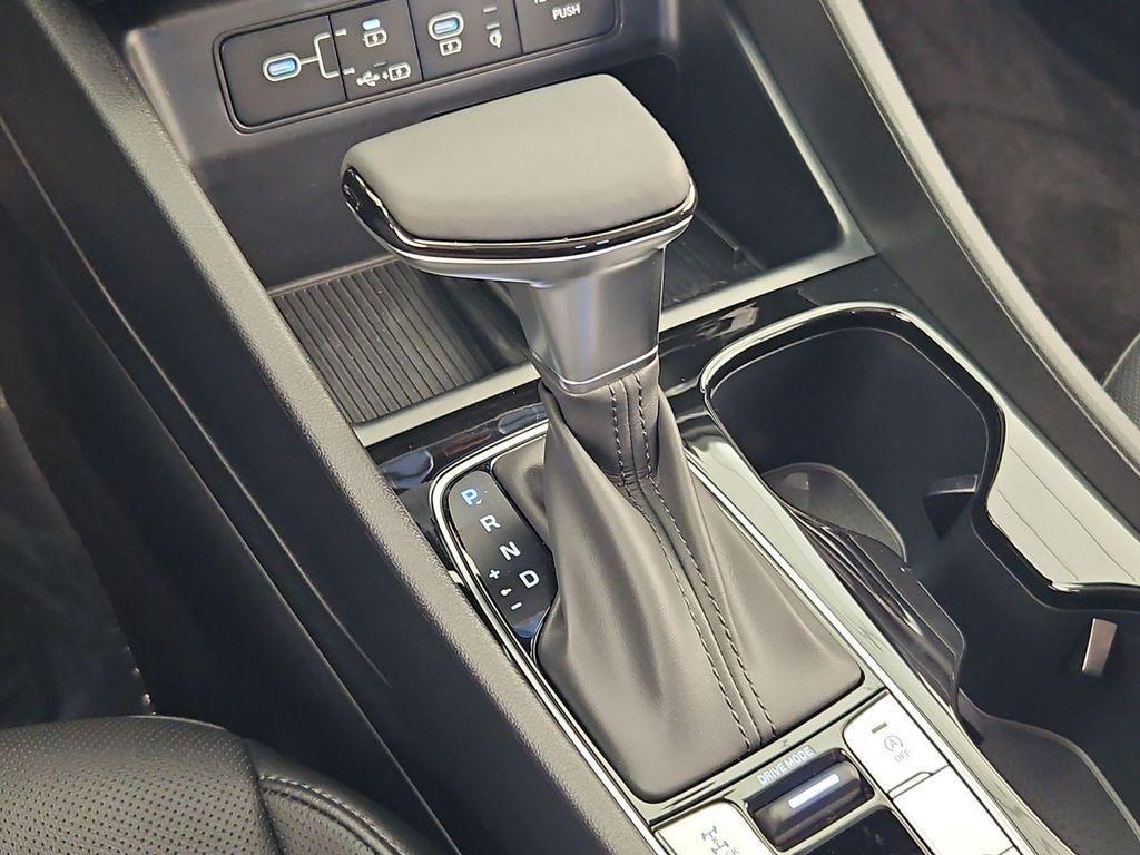 new 2026 Hyundai Tucson car, priced at $33,823