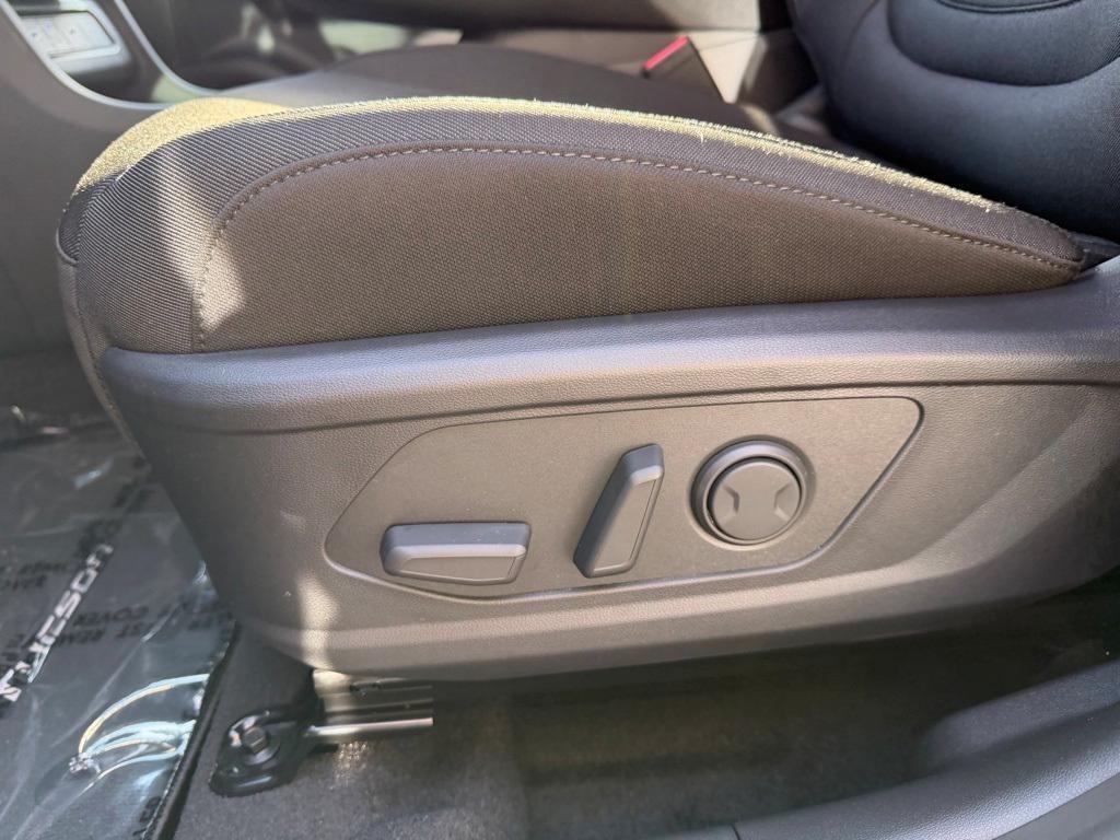 new 2026 Hyundai TUCSON Hybrid car, priced at $34,790