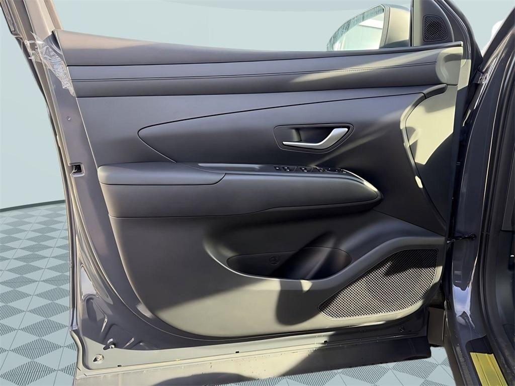 new 2026 Hyundai TUCSON Hybrid car, priced at $32,609