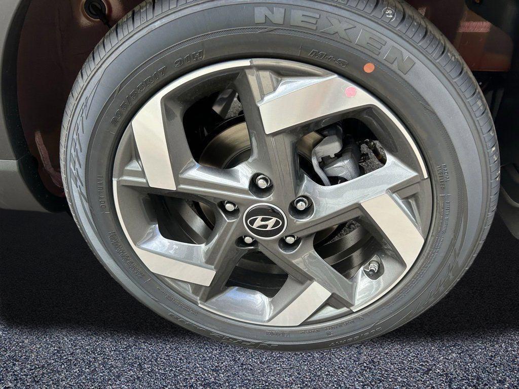 new 2025 Hyundai Venue car, priced at $22,845