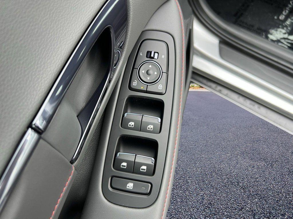 new 2025 Hyundai Sonata car, priced at $33,080