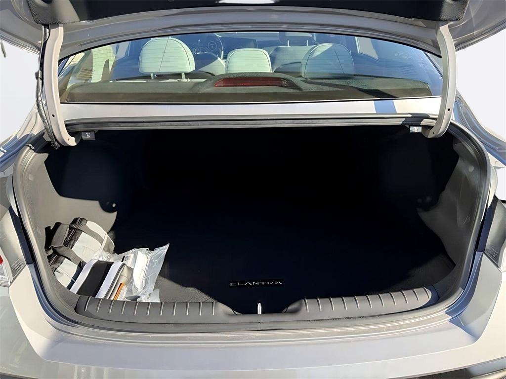 new 2026 Hyundai ELANTRA HEV car, priced at $29,147