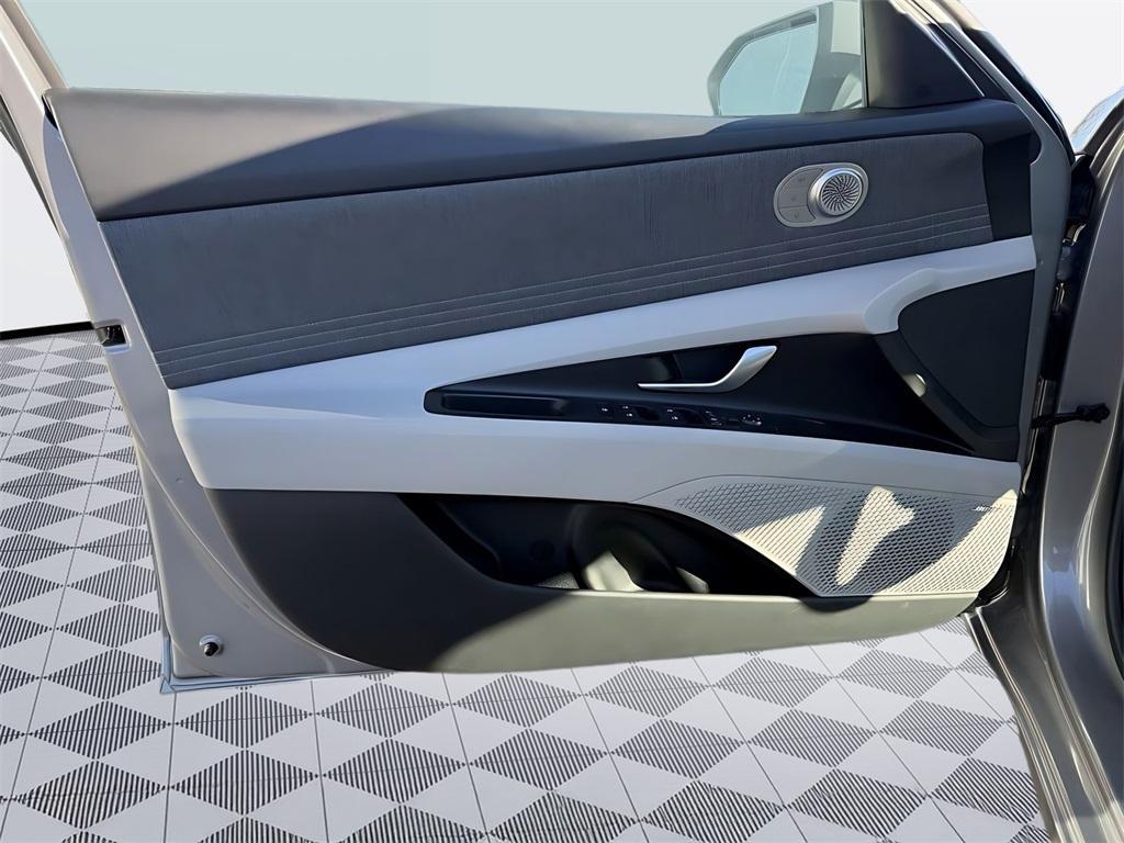 new 2026 Hyundai ELANTRA HEV car, priced at $29,147