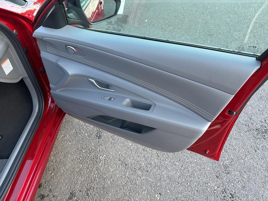 new 2026 Hyundai ELANTRA HEV car, priced at $28,750