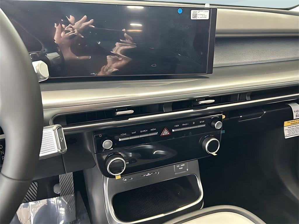 new 2026 Hyundai IONIQ 9 car, priced at $51,600