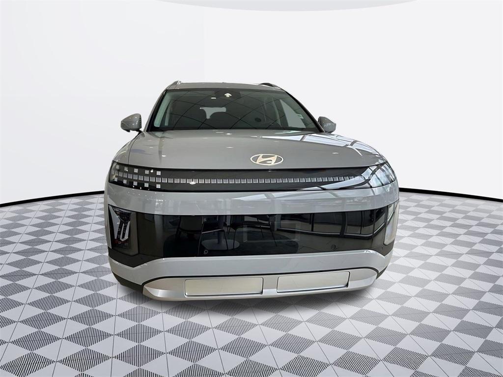 new 2026 Hyundai IONIQ 9 car, priced at $51,600
