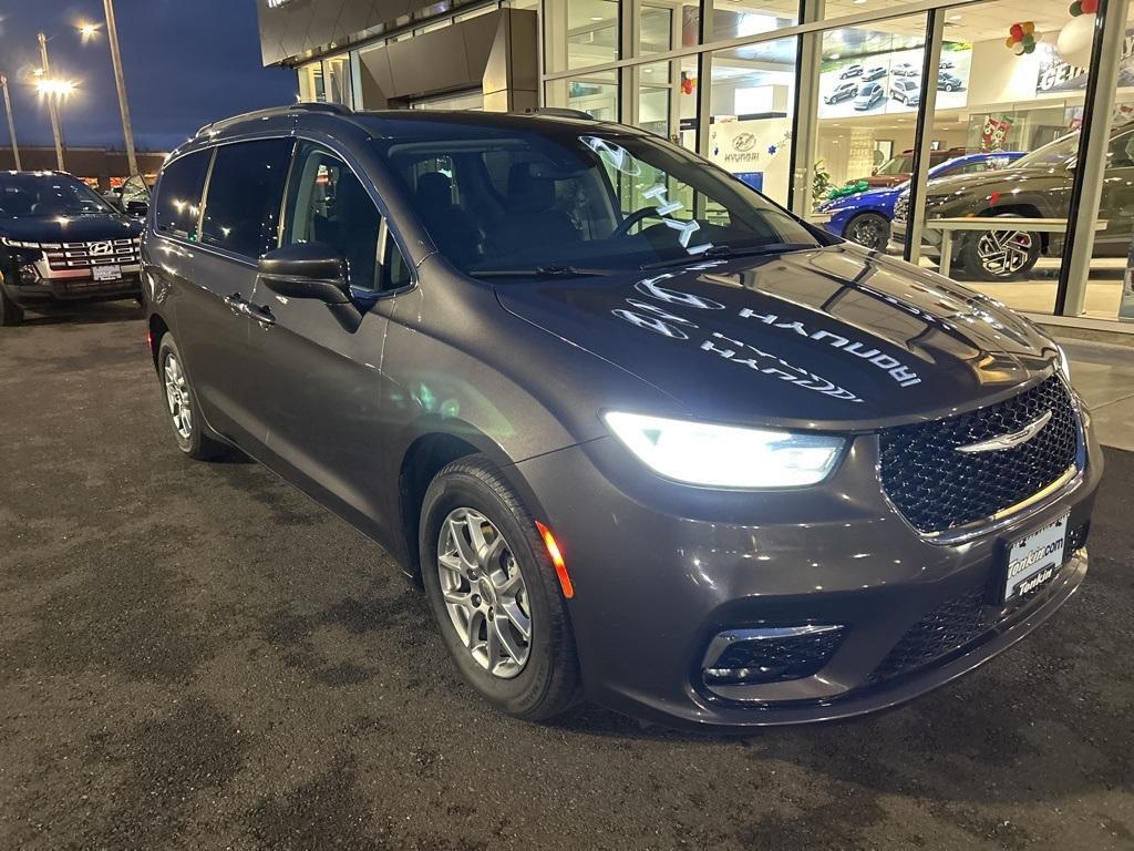 used 2021 Chrysler Pacifica car, priced at $19,999